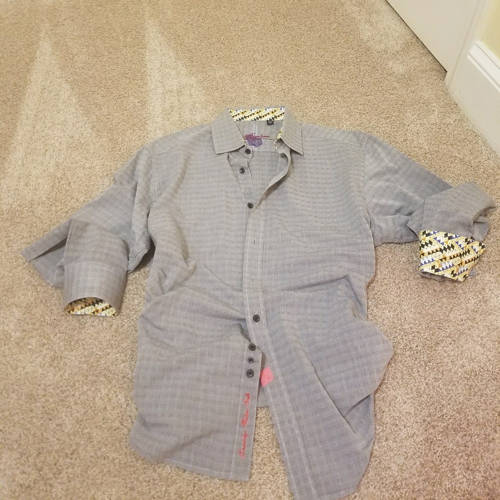 Robert Graham at his finest reverse cuff SHIRT